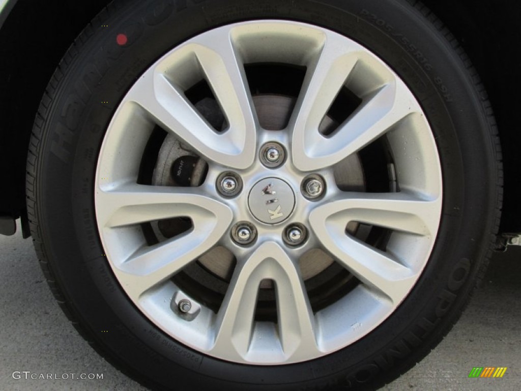 2012 Kia Soul + Wheel Photos