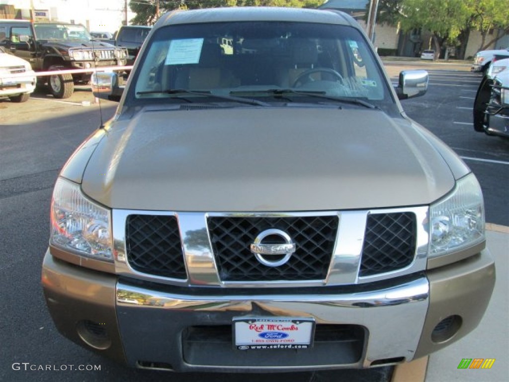 2004 Titan SE King Cab - Copper / Sand/Steel photo #2