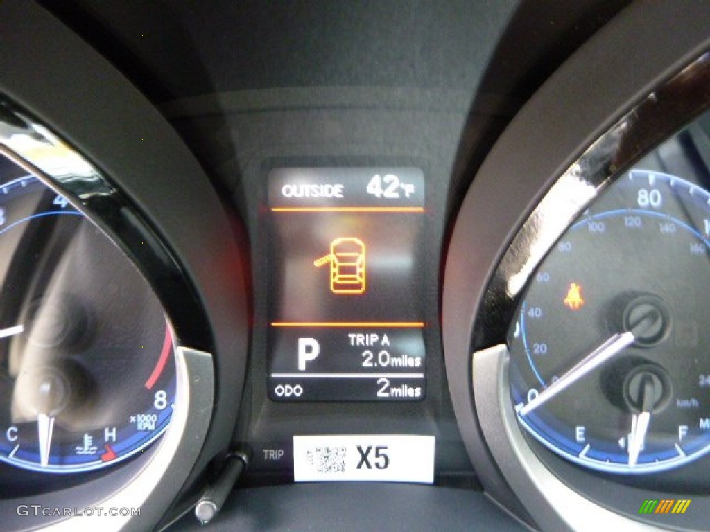 2014 Corolla S - Classic Silver Metallic / Black photo #19