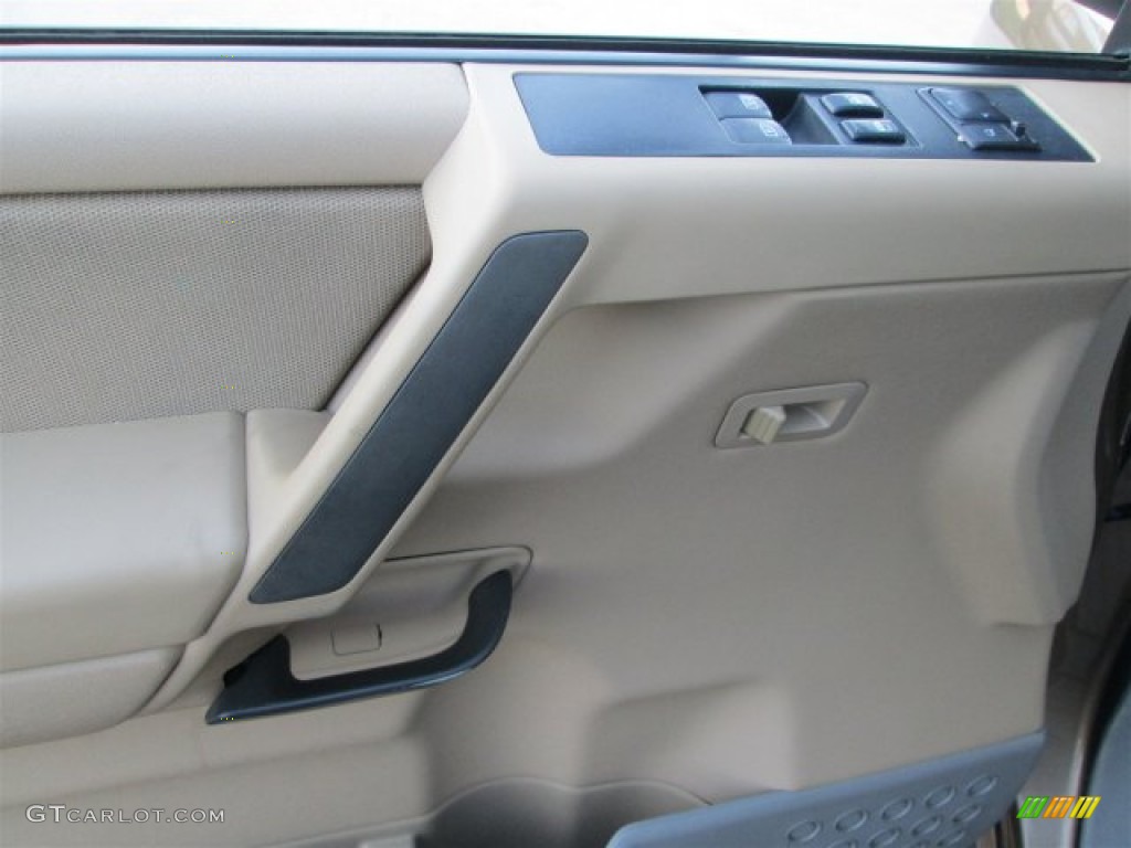 2004 Titan SE King Cab - Copper / Sand/Steel photo #13