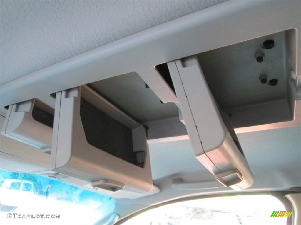 2004 Titan SE King Cab - Copper / Sand/Steel photo #20
