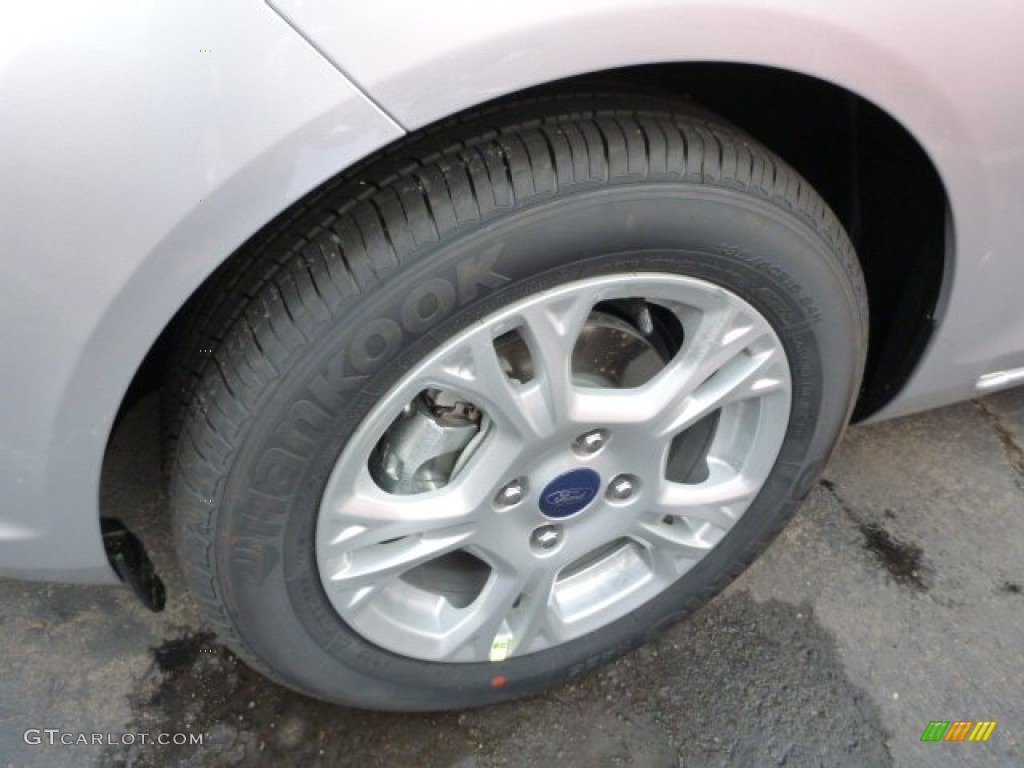 2014 Fiesta SE Sedan - Ingot Silver / Charcoal Black photo #6