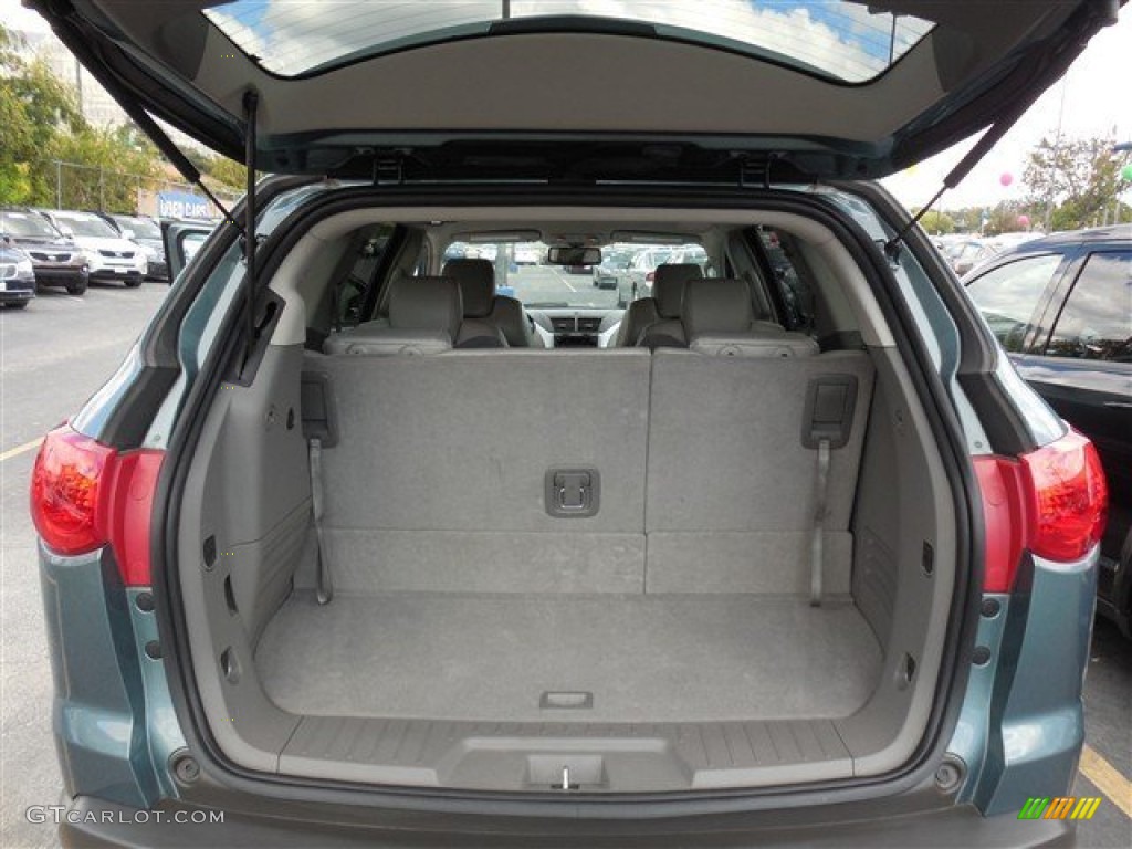 2009 Traverse LT - Silver Moss Metallic / Cashmere/Dark Gray photo #19