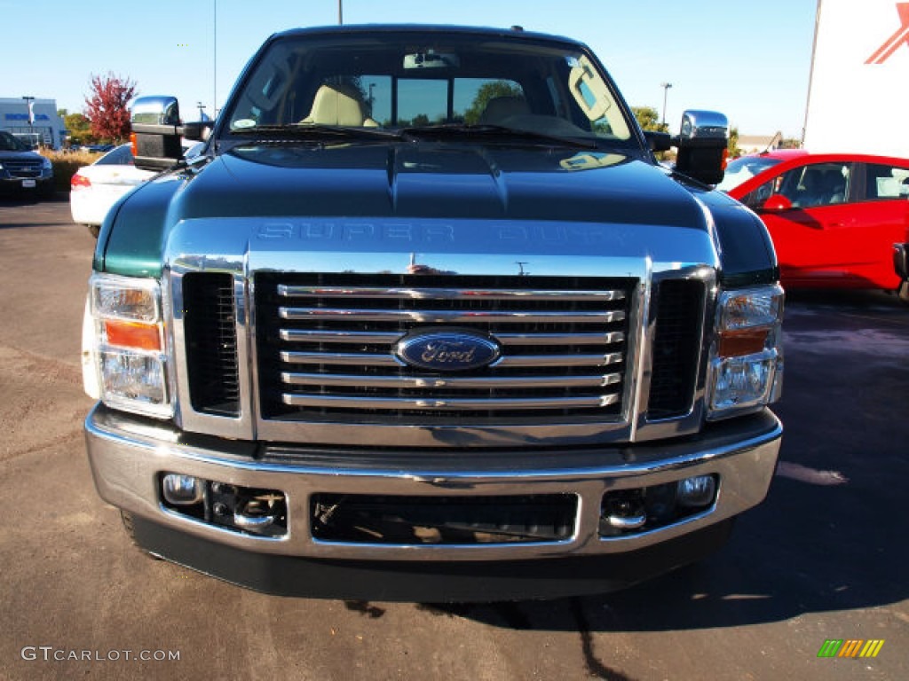 2010 F350 Super Duty Lariat Crew Cab 4x4 - Forest Green Metallic / Camel photo #8