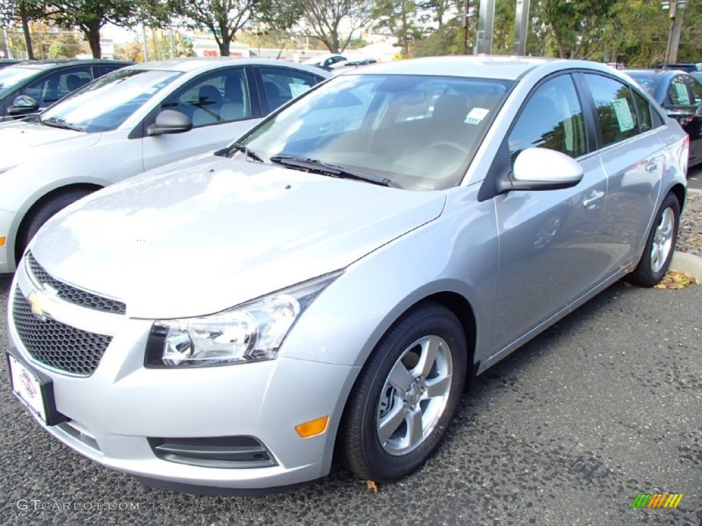 Silver Ice Metallic Chevrolet Cruze