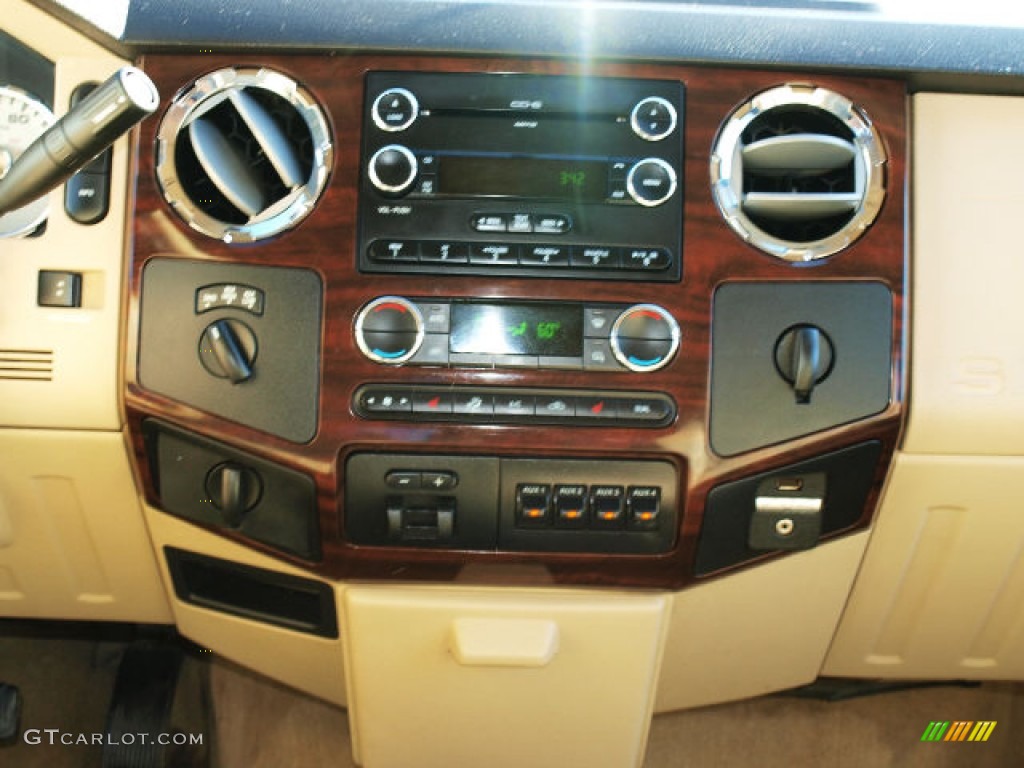 2010 F350 Super Duty Lariat Crew Cab 4x4 - Forest Green Metallic / Camel photo #12