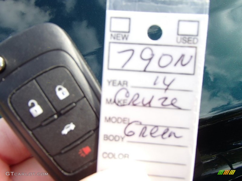 2014 Cruze LT - Rainforest Green Metallic / Jet Black photo #11