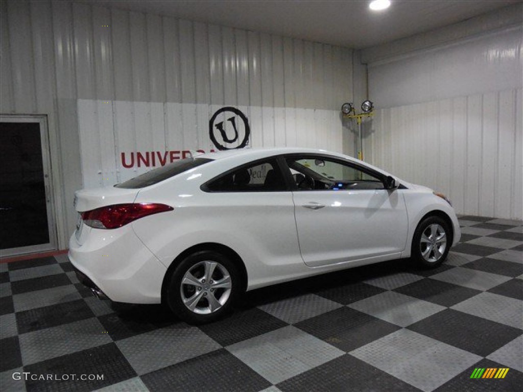 2013 Elantra Coupe GS - Monaco White / Gray photo #7