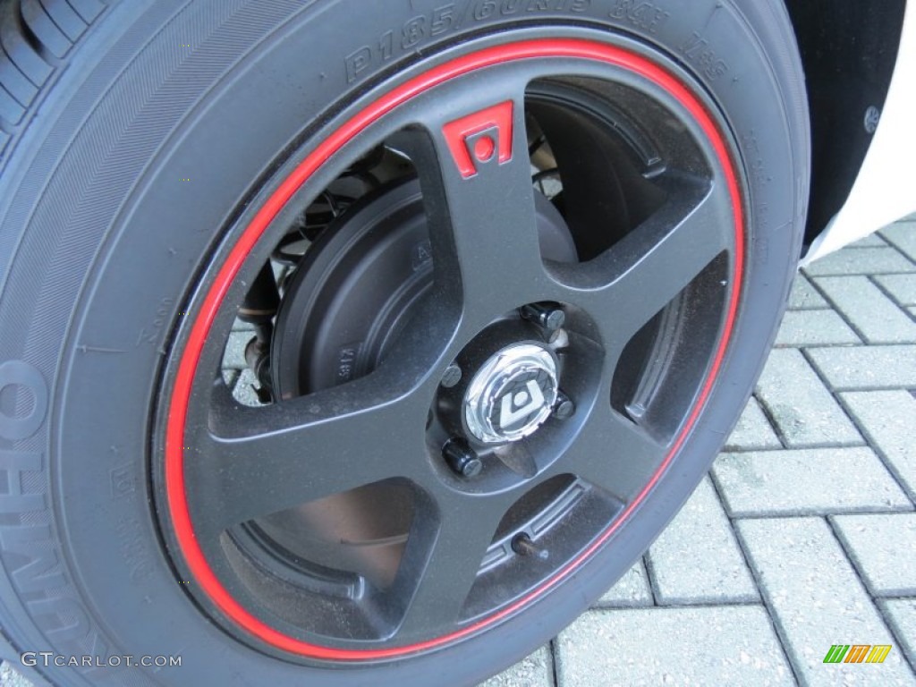 2013 Ford Fiesta SE Hatchback Custom Wheels Photo #87289101