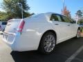 Bright White - 300 C Hemi Photo No. 3