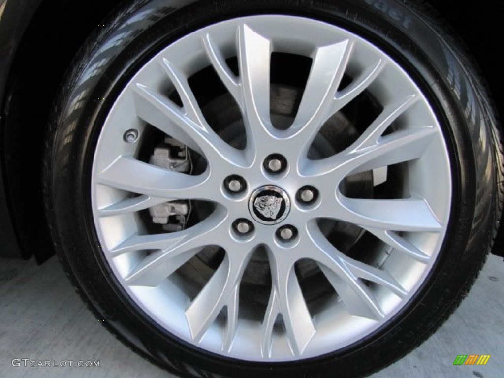2013 Jaguar XF 3.0 Wheel Photos
