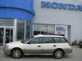 White Frost Pearl - Outback Wagon Photo No. 3