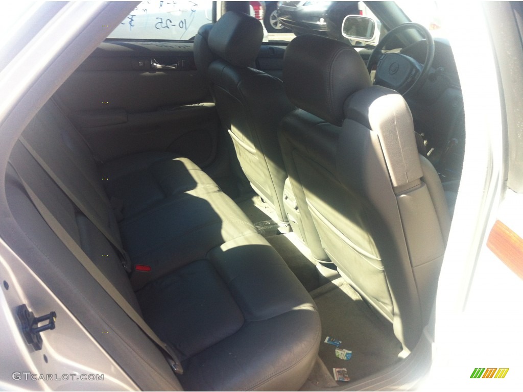 2003 Seville SLS - Sterling Silver / Dark Gray photo #20