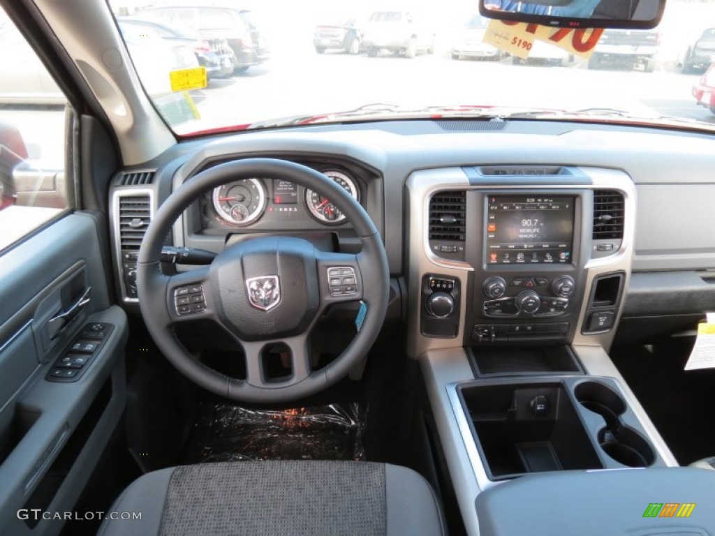 2014 1500 Big Horn Crew Cab - Flame Red / Black/Diesel Gray photo #9