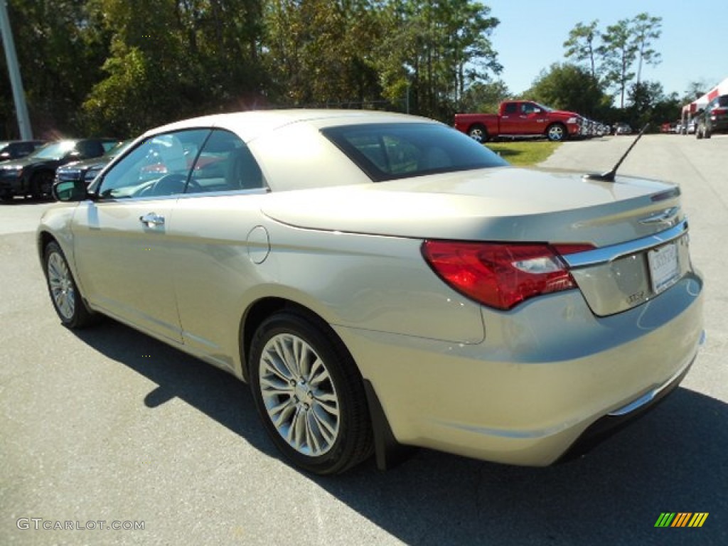 2013 200 Limited Hard Top Convertible - Cashmere Pearl / Black/Light Frost Beige photo #3