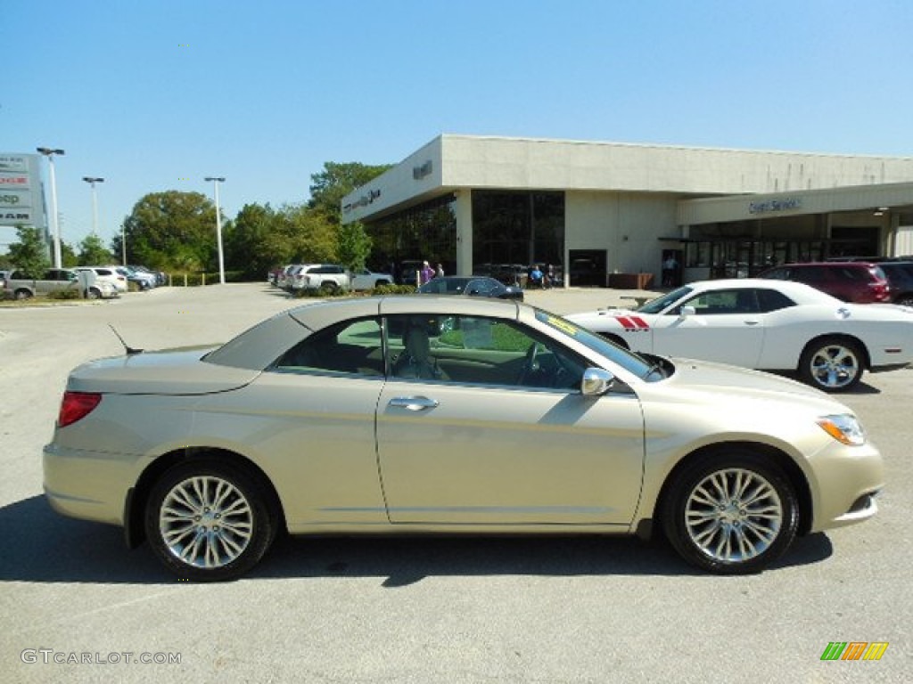 2013 200 Limited Hard Top Convertible - Cashmere Pearl / Black/Light Frost Beige photo #9