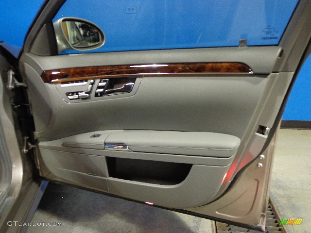 2007 S 550 Sedan - Pewter Metallic / Grey/Dark Grey photo #36