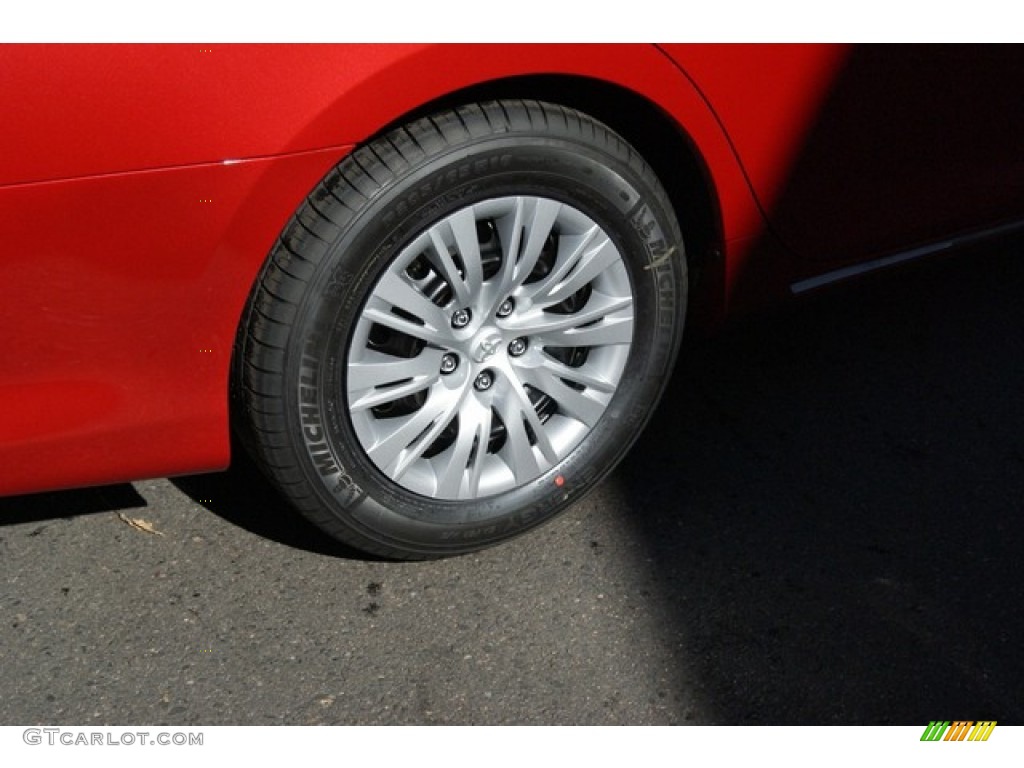 2014 Camry LE - Barcelona Red Metallic / Ivory photo #9