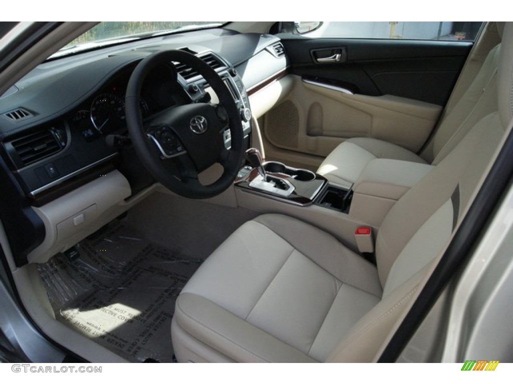 2014 Camry XLE - Champagne Mica / Ivory photo #5