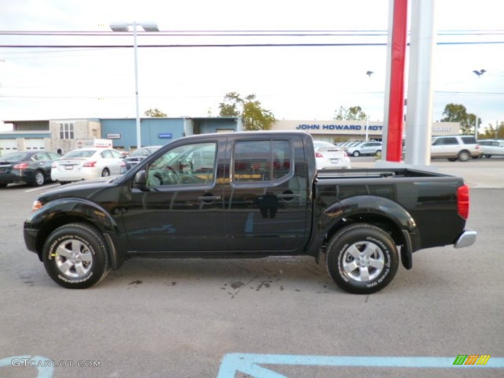 2013 Frontier SV V6 Crew Cab 4x4 - Super Black / Steel photo #4