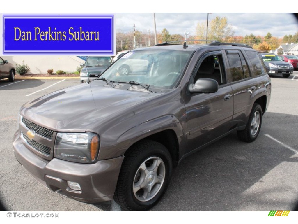 2008 TrailBlazer LT 4x4 - Desert Brown Metallic / Light Gray photo #1