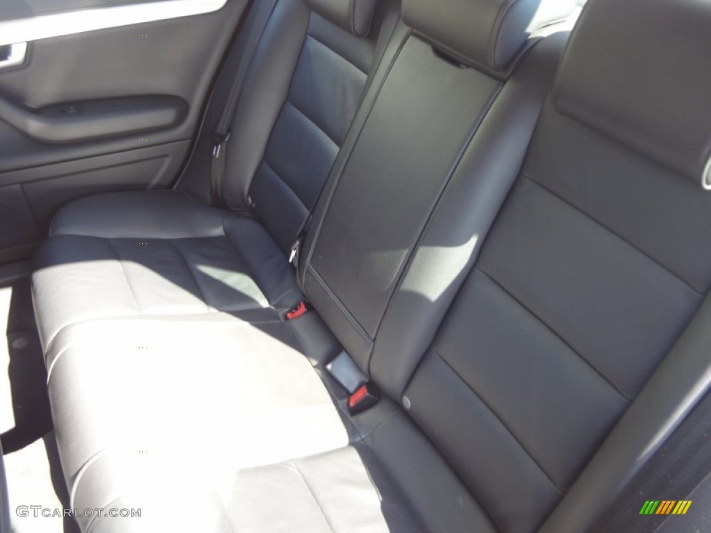 2007 A4 2.0T quattro Sedan - Dolphin Gray Metallic / Ebony photo #12