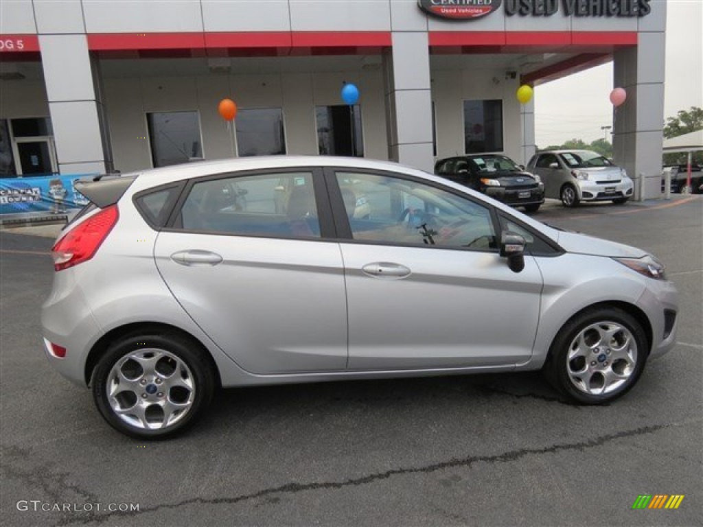 2013 Fiesta Titanium Hatchback - Ingot Silver / Race Red Leather photo #8