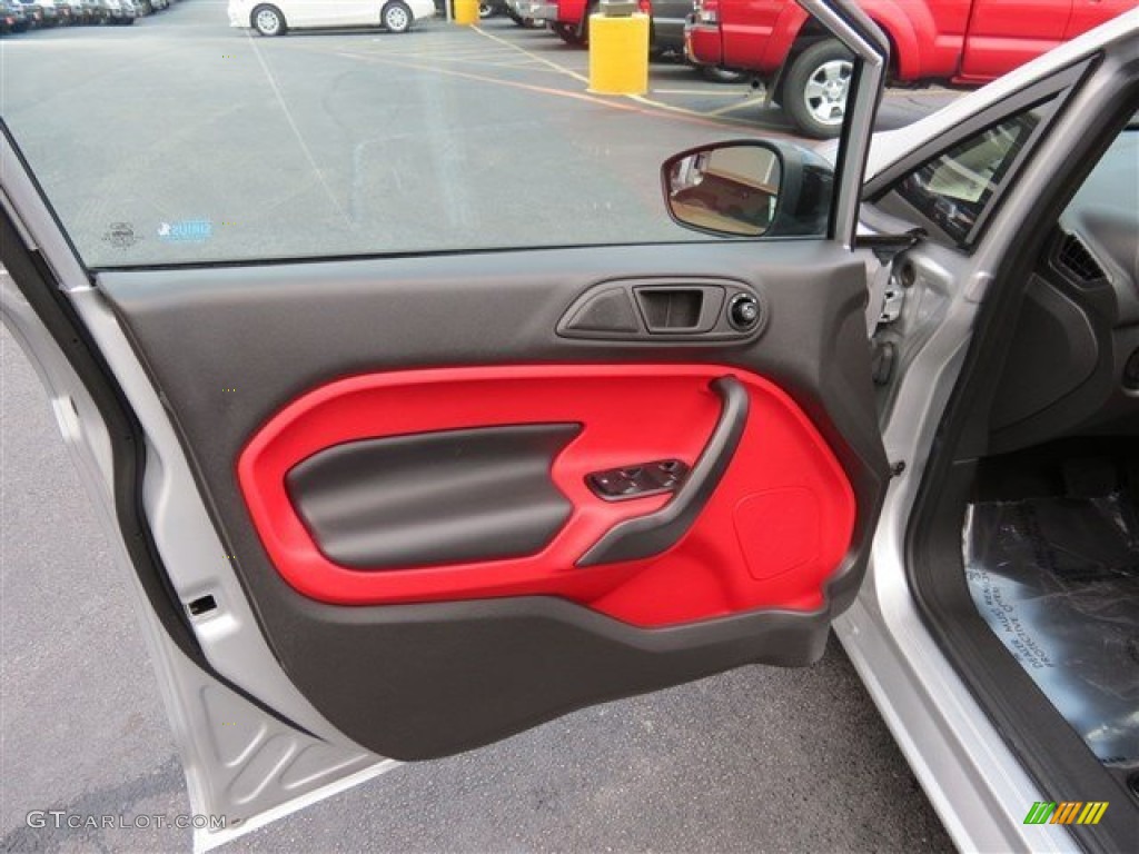 2013 Fiesta Titanium Hatchback - Ingot Silver / Race Red Leather photo #10