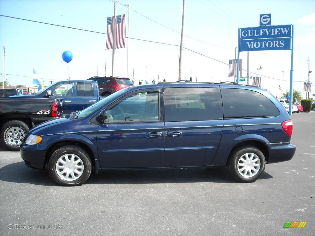 2003 Town & Country LX - Midnight Blue Pearl / Taupe photo #2