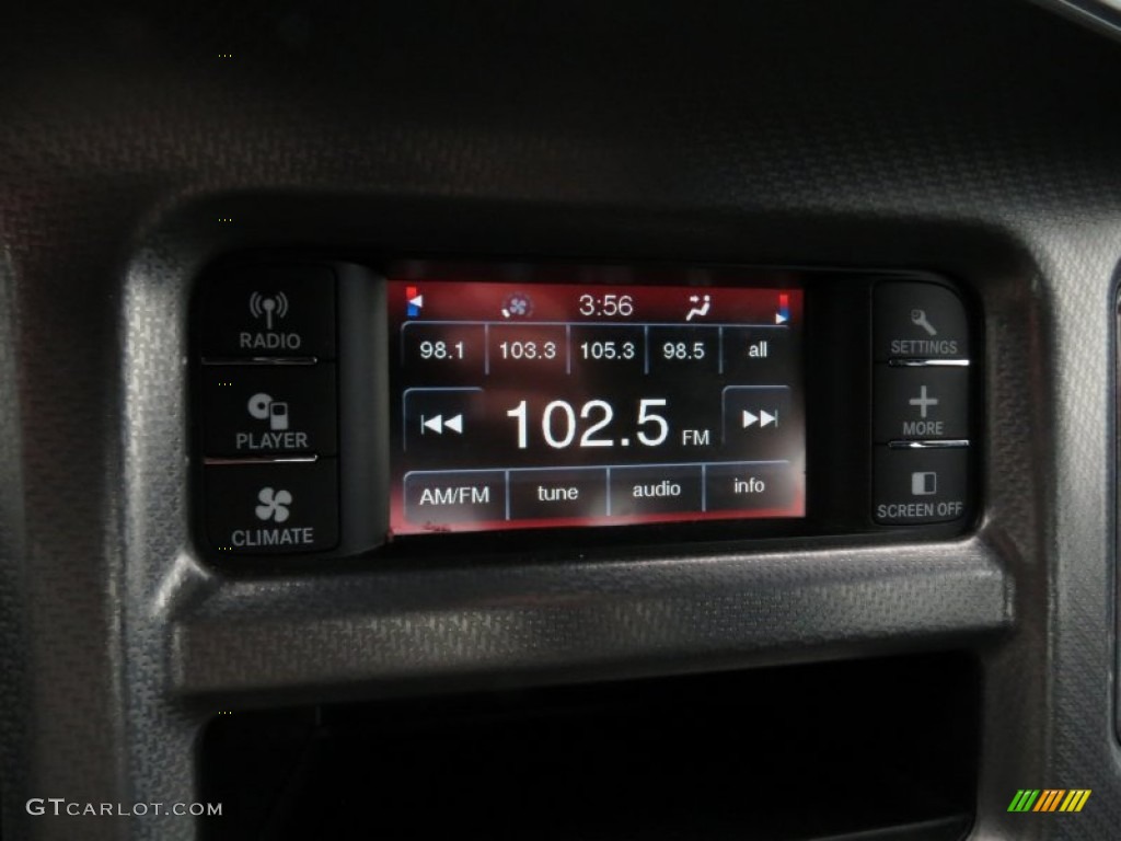 2013 Charger SE - Billet Silver / Black photo #22