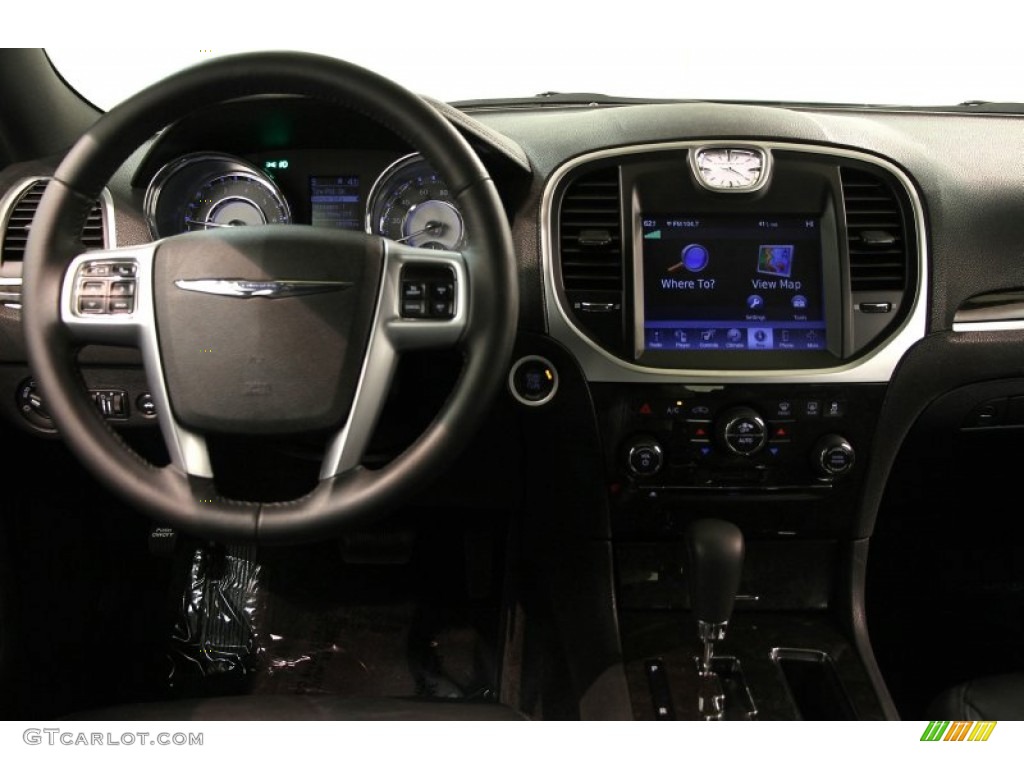 2011 300 Limited - Tungsten Metallic / Black photo #49