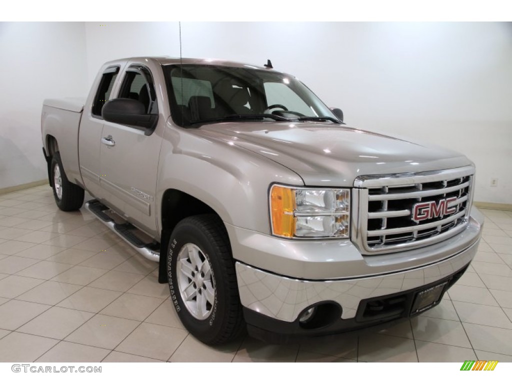 Silver Birch Metallic GMC Sierra 1500