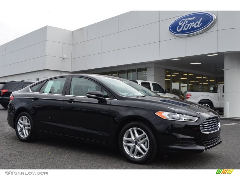 2014 Fusion SE EcoBoost - Tuxedo Black / Charcoal Black photo #1