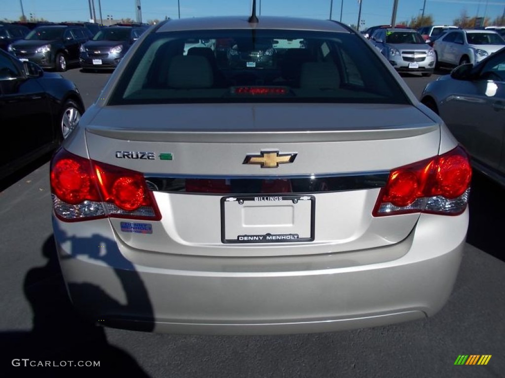 2014 Cruze Eco - Champagne Silver Metallic / Jet Black photo #2