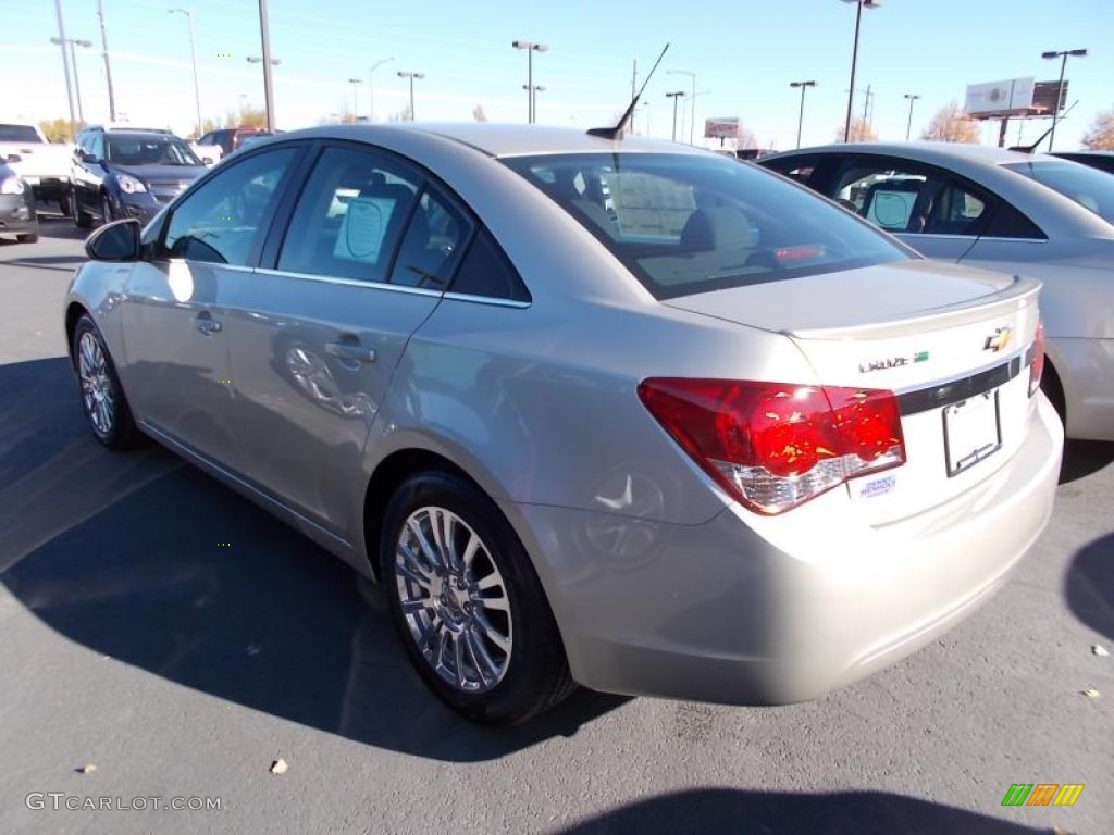 2014 Cruze Eco - Champagne Silver Metallic / Jet Black photo #3