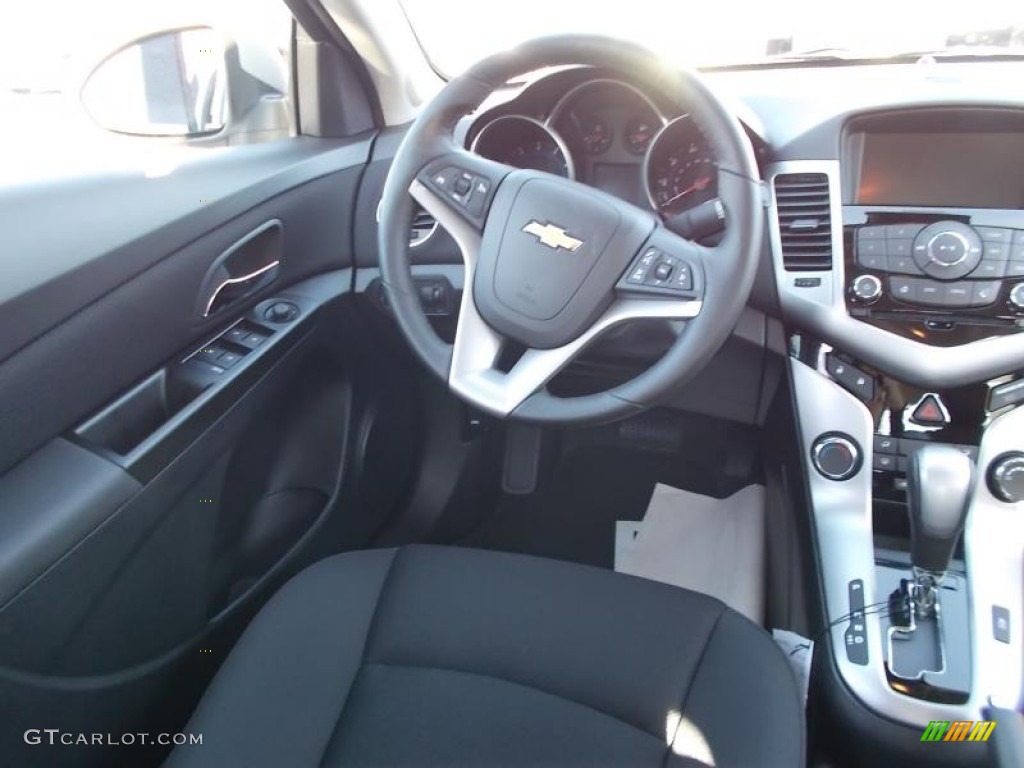 2014 Cruze Eco - Champagne Silver Metallic / Jet Black photo #8