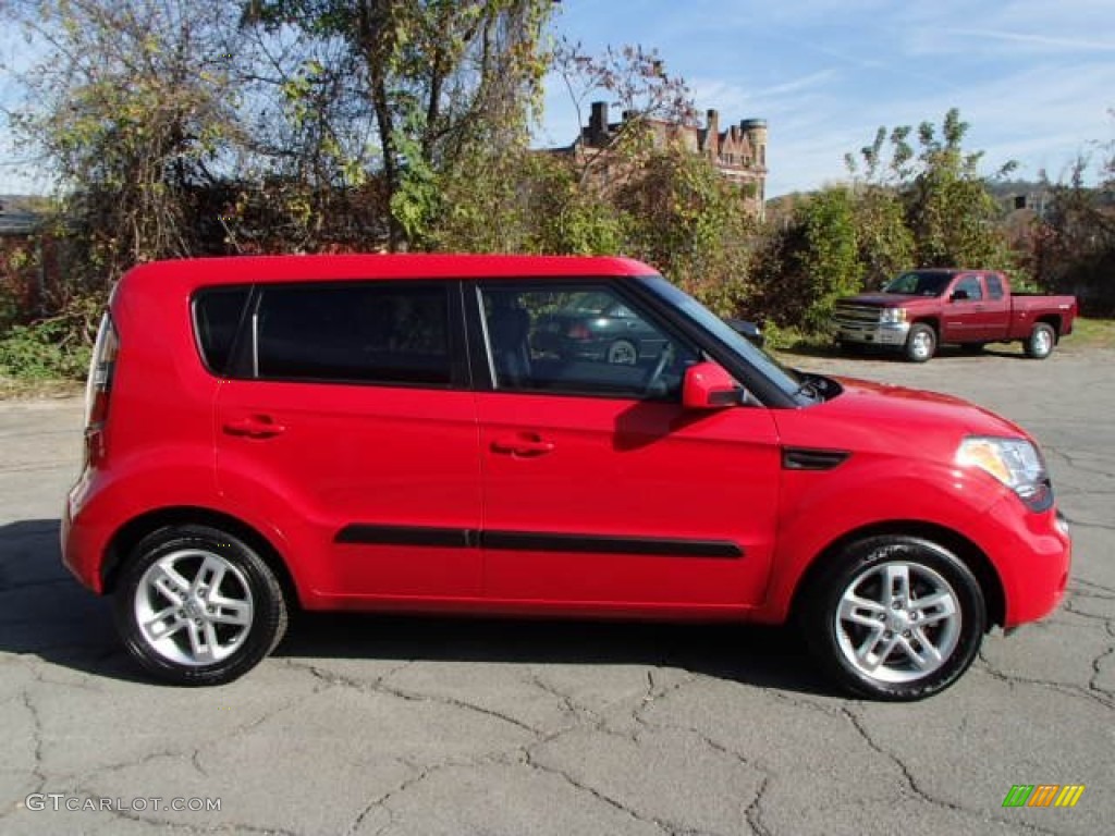 Molten Red Kia Soul