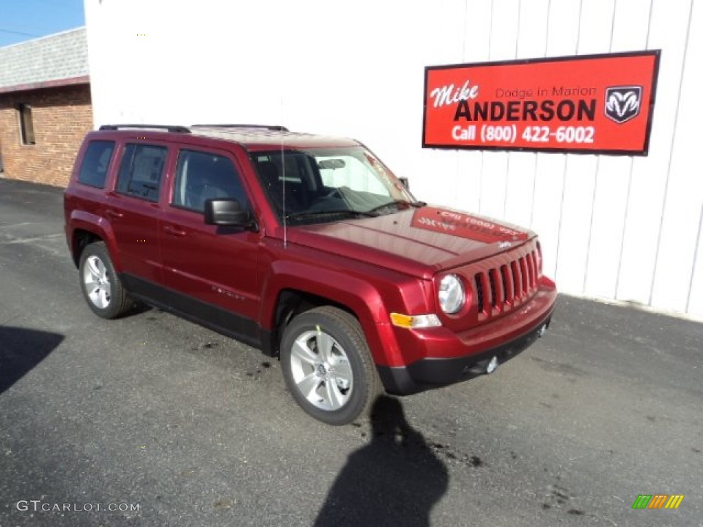 2014 Patriot Latitude - Deep Cherry Red Crystal Pearl / Dark Slate Gray photo #1