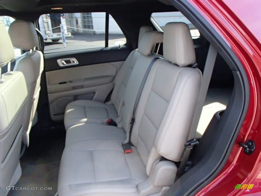 2013 Explorer XLT 4WD - Ruby Red Metallic / Medium Light Stone photo #11
