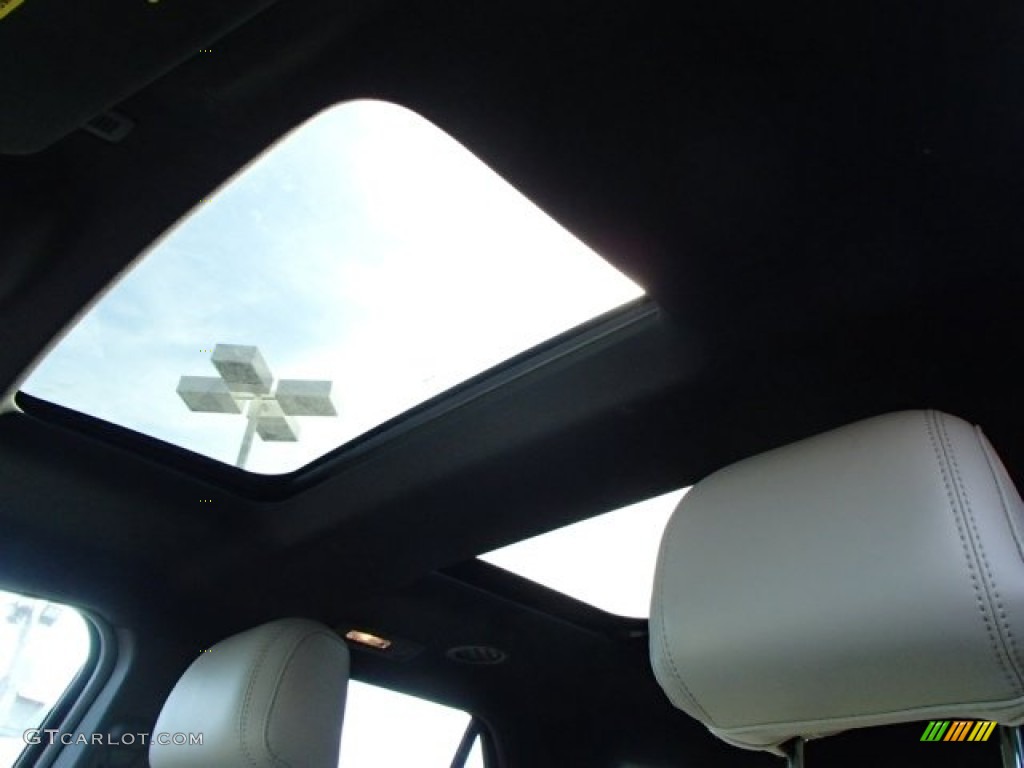 2013 Explorer XLT 4WD - Ruby Red Metallic / Medium Light Stone photo #14