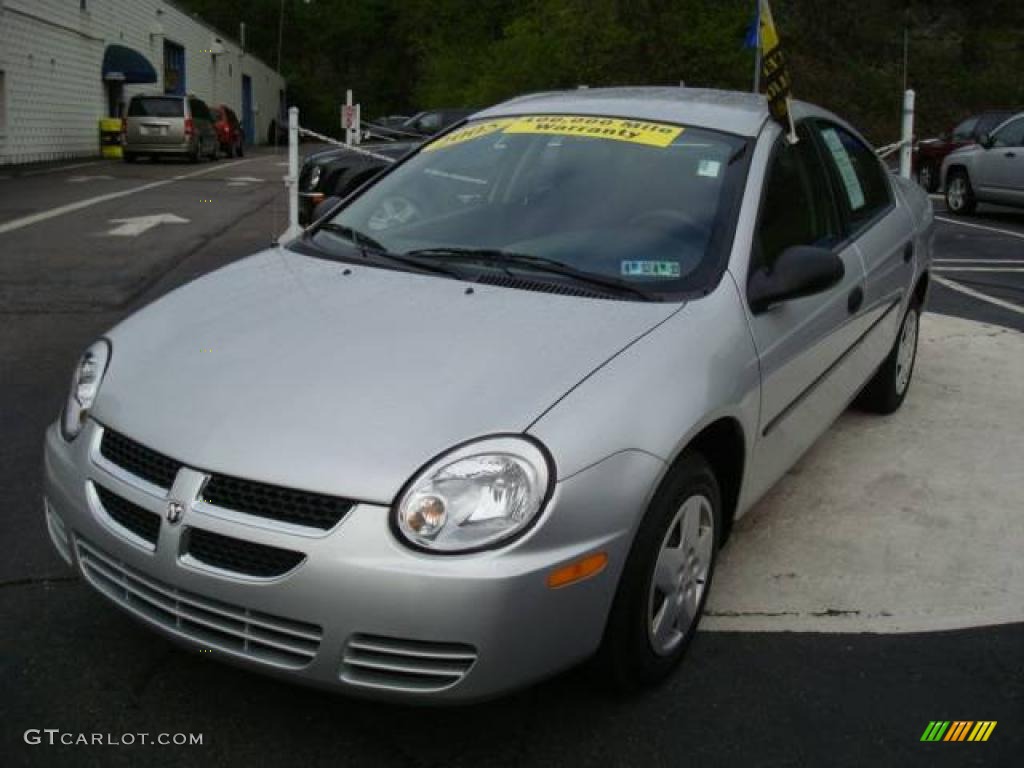 2005 Neon SE - Bright Silver Metallic / Dark Slate Gray photo #8