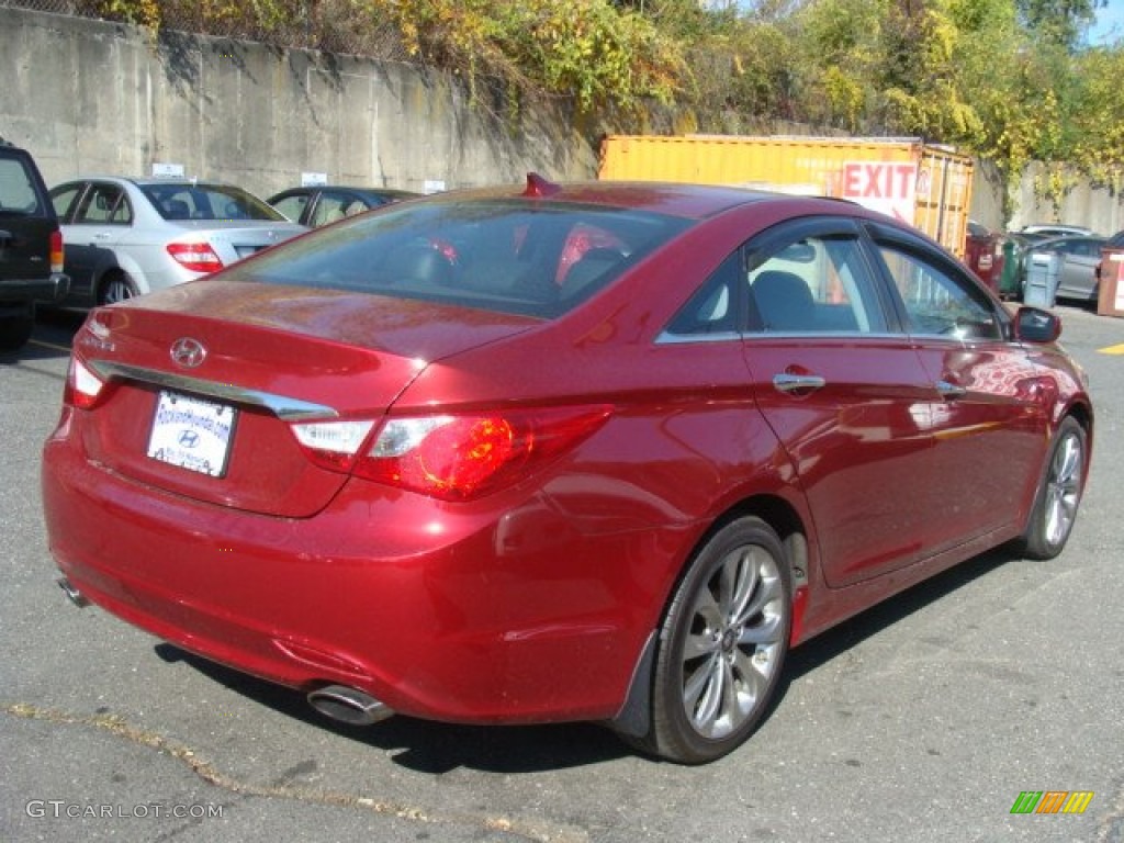 2011 Sonata SE - Venetian Red / Black photo #4