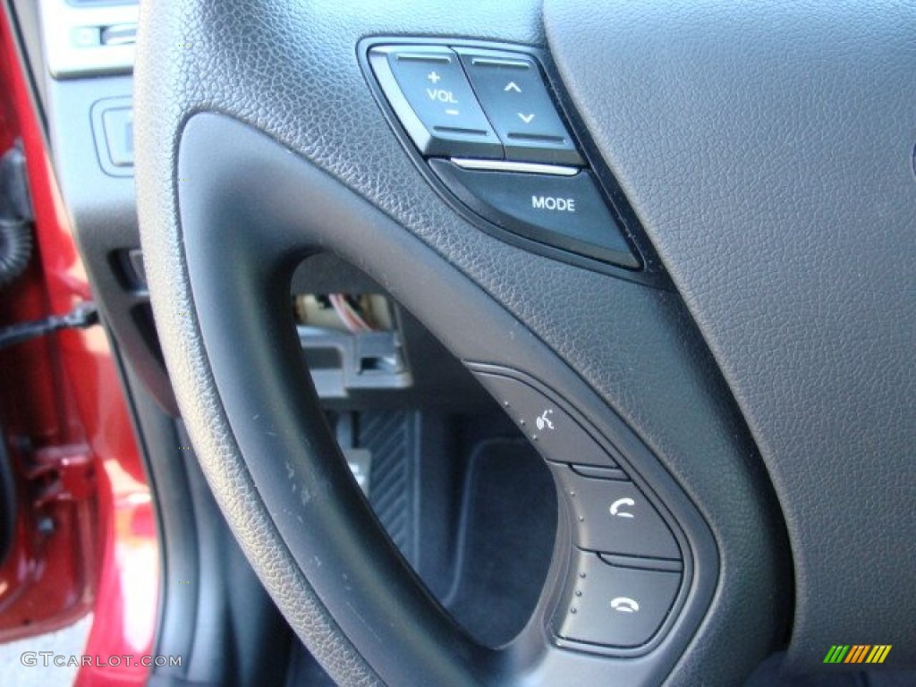 2011 Sonata SE - Venetian Red / Black photo #14