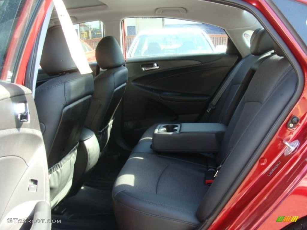 2011 Sonata SE - Venetian Red / Black photo #21