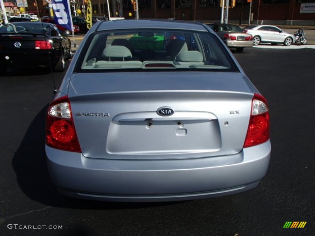 2006 Spectra EX Sedan - Ice Blue / Gray photo #7