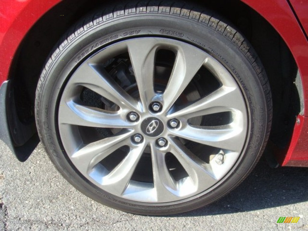 2011 Sonata SE - Venetian Red / Black photo #28