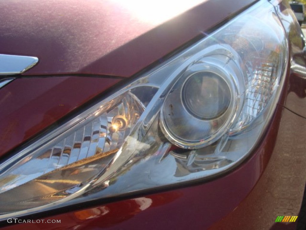 2011 Sonata SE - Venetian Red / Black photo #31