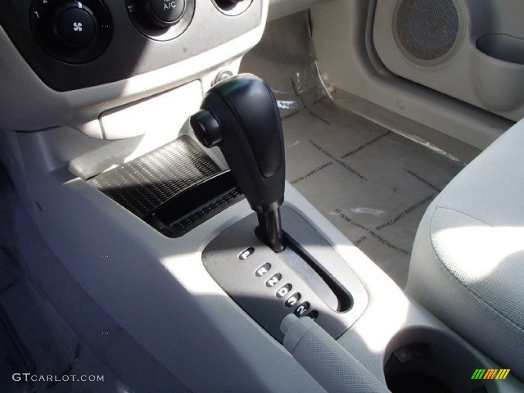 2006 Spectra EX Sedan - Ice Blue / Gray photo #17