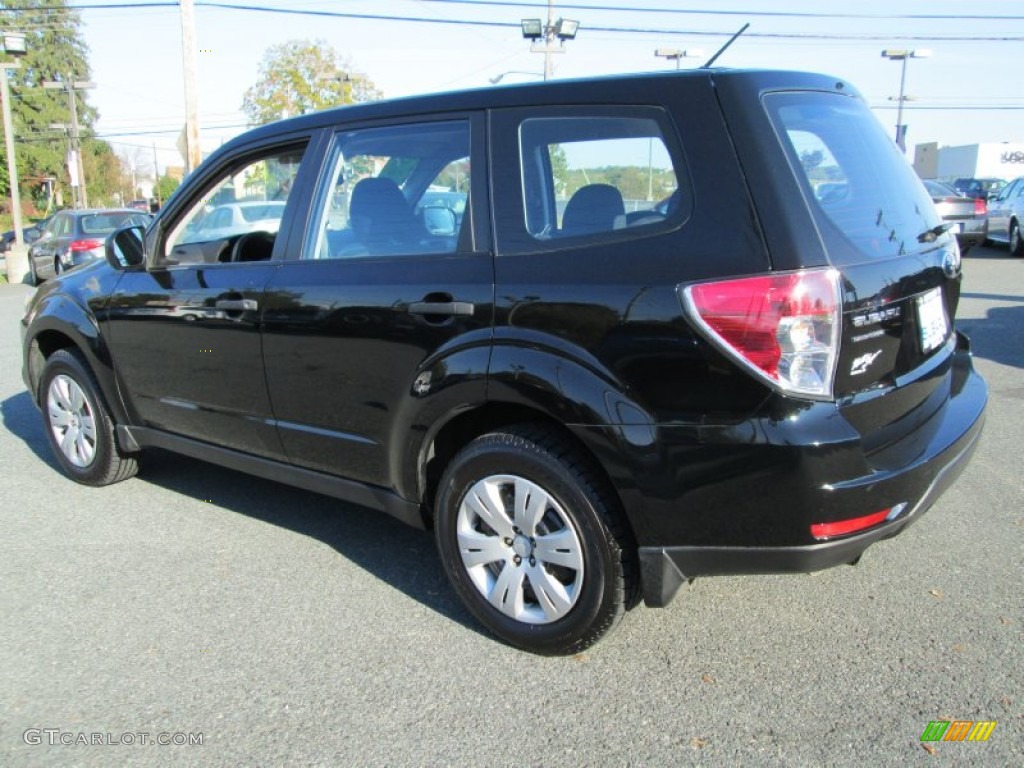2010 Forester 2.5 X - Obsidian Black Pearl / Black photo #8
