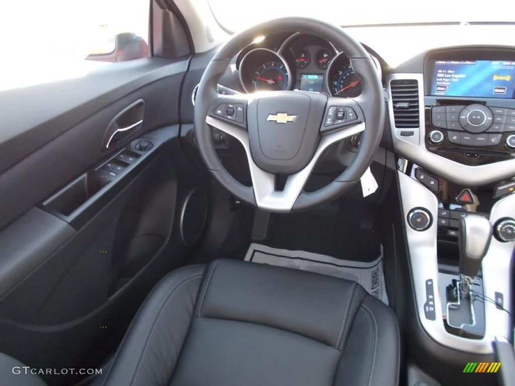 2014 Cruze LT - Red Hot / Jet Black photo #9